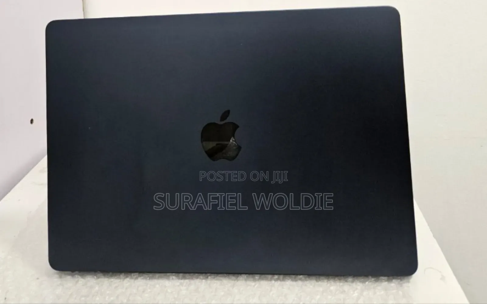 New Laptop Apple MacBook Air 2022 M2 8GB Intel Core M2 SSD 512GB