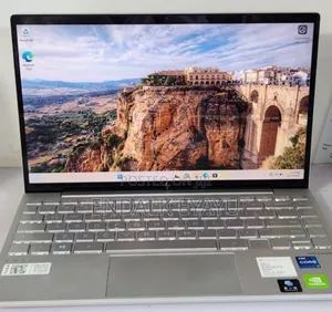 New Laptop HP Envy 13 16GB Intel Core I7 SSD 1T