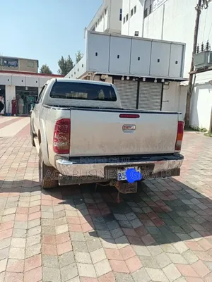 Toyota Hilux 2008 Silver