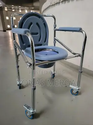 Photo - Commode Toilet Chair for Adult炸皿slide-N-Remove Feature:Easycare Toilet