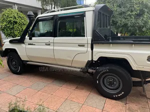 Toyota Land Cruiser 2018