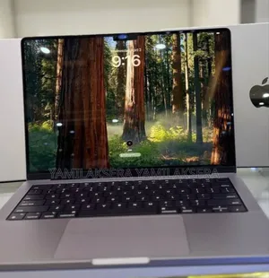 Photo - New Laptop Apple MacBook Pro M1 16GB Apple M1 Pro SSD 512GB