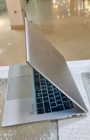 New Laptop HP EliteBook 845 G11 16GB AMD Ryzen 5 SSD 512GB