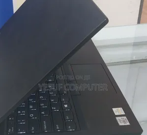 Photo - New Laptop Lenovo Thinkpad P15s 16GB Intel Core I7 SSD 256GB