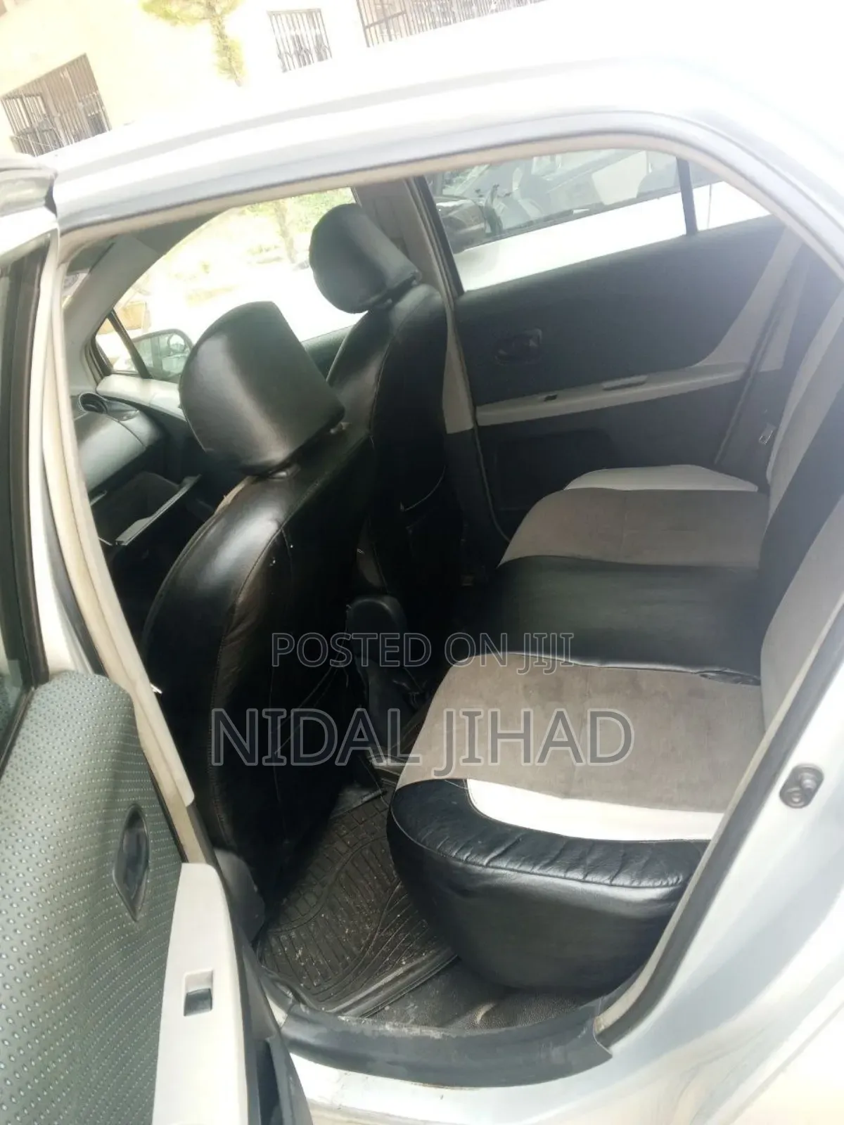 Toyota Yaris 2005 Silver