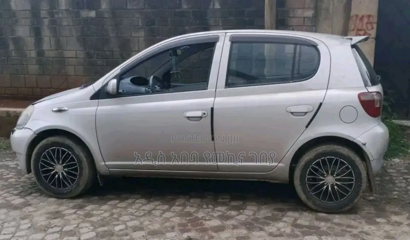 Toyota Vitz 1.0 FWD 3dr 2001 Silver