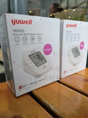 Photo - Blood Pressure Monitor跡፷monitoring Device/Apparatus𦬅፲fully
Auto