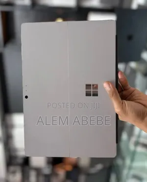 New Laptop Microsoft Surface Pro 4 8GB Intel Core I5 SSD 256GB