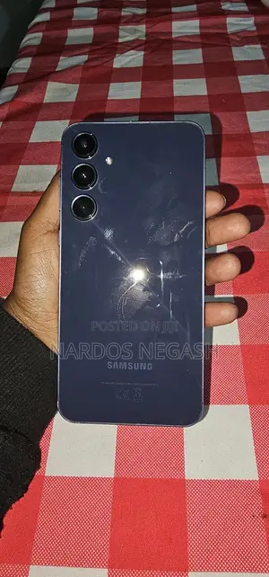 Photo - Samsung Galaxy A55 256 GB Gray