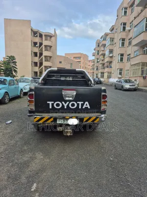 Toyota Hilux 2.5 D-4D 2007 Black