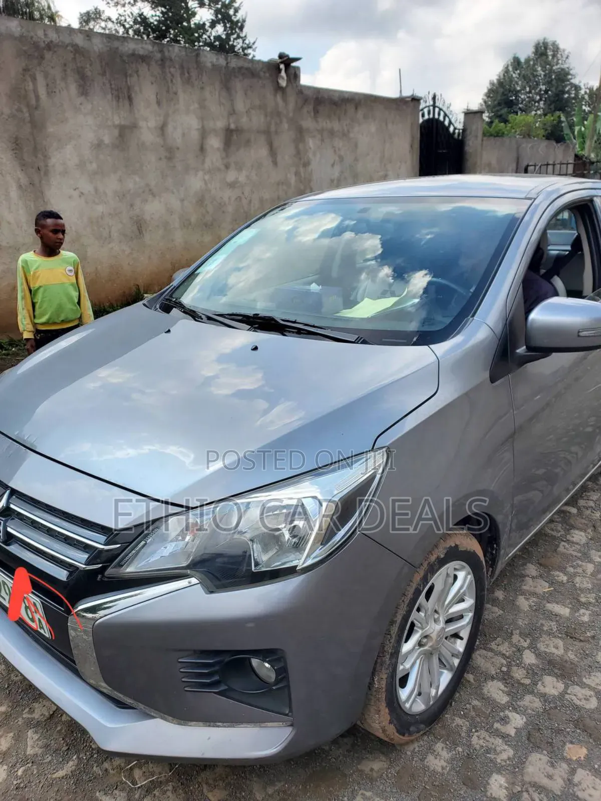 Mitsubishi Attrage 2021 Gray