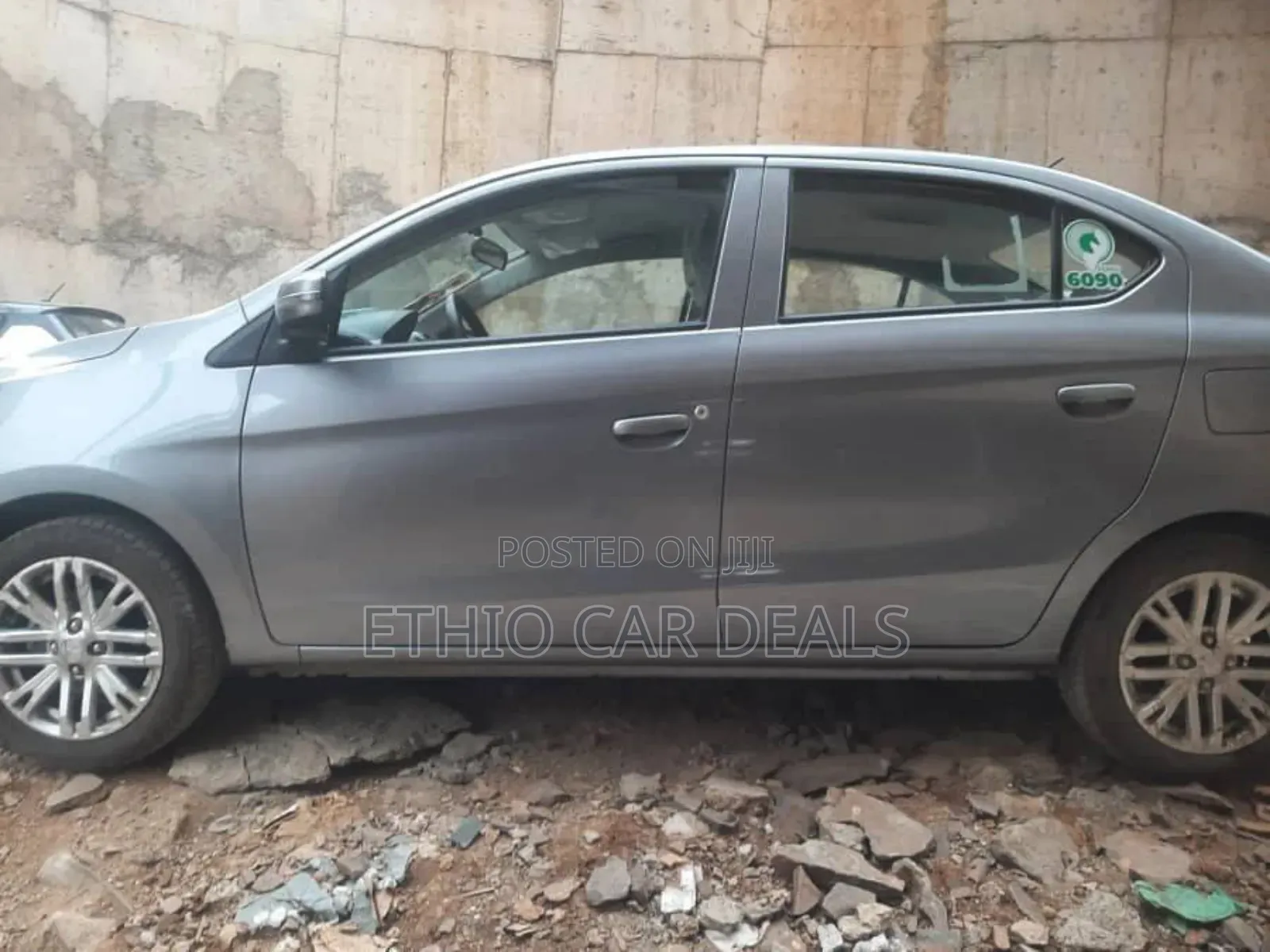 Mitsubishi Attrage 2021 Gray