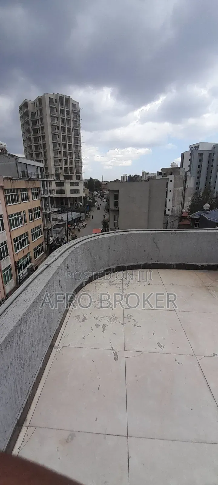 Gust House Building Sell