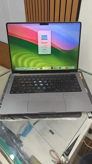 New Laptop Apple MacBook Pro M1 16GB Apple M1 Pro SSD 512GB