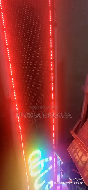 የሚሸጥ Led የመስታወቂያ ሰለዳ