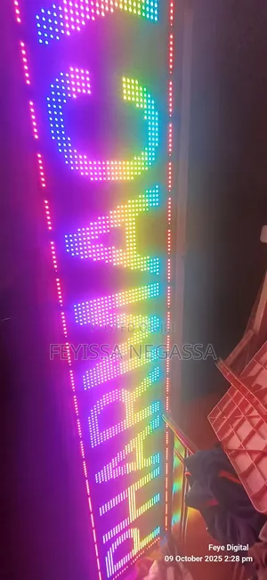 የሚሸጥ Led የመስታወቂያ ሰለዳ