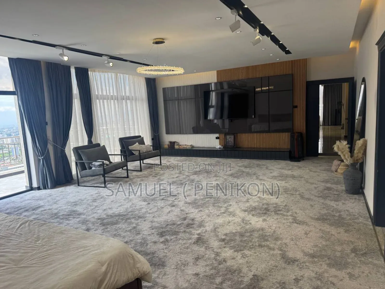Furnished 5bdrm Penthouse in Luxury Apartment, Yeka for sale