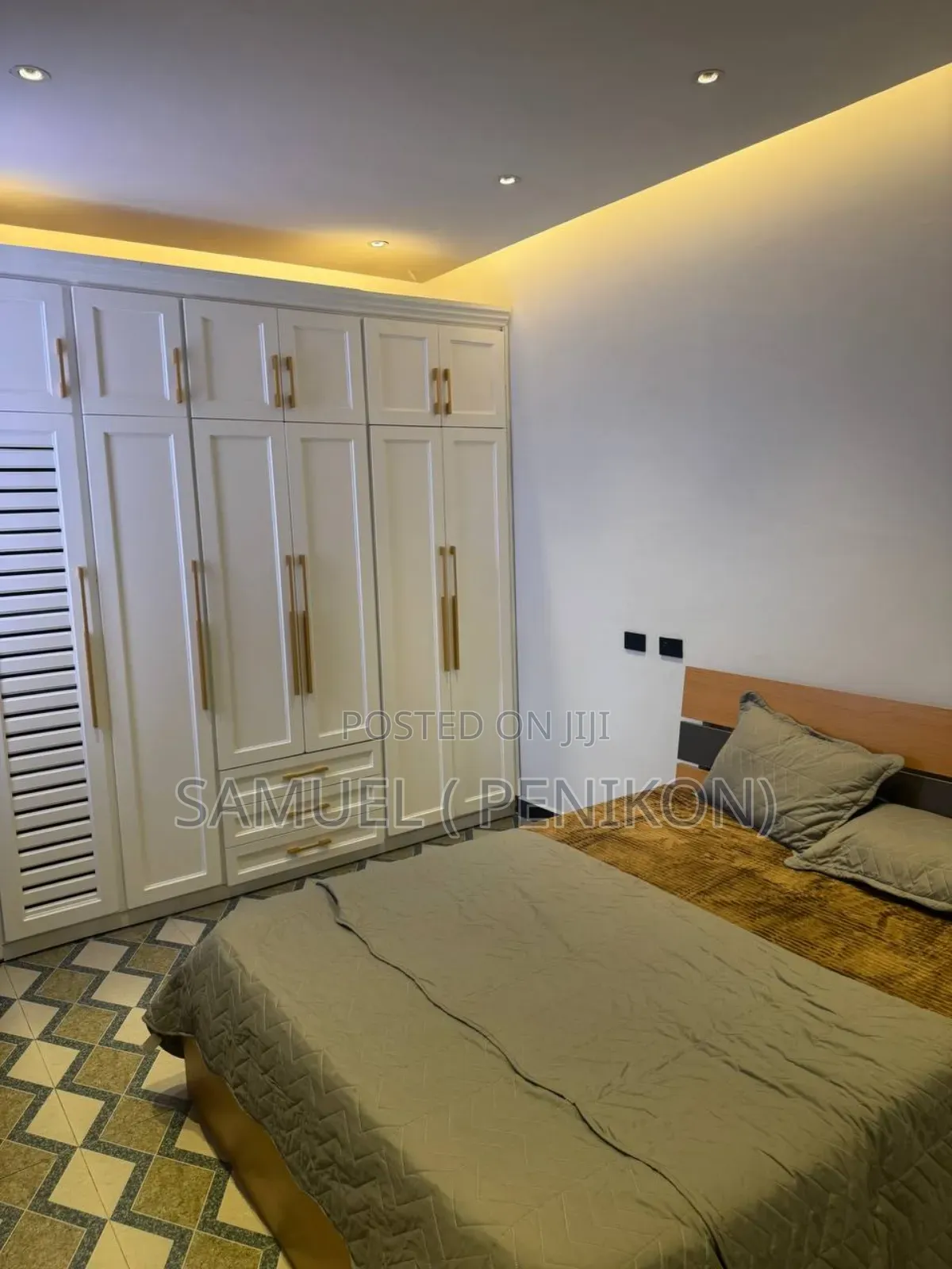 Furnished 5bdrm Penthouse in Luxury Apartment, Yeka for sale