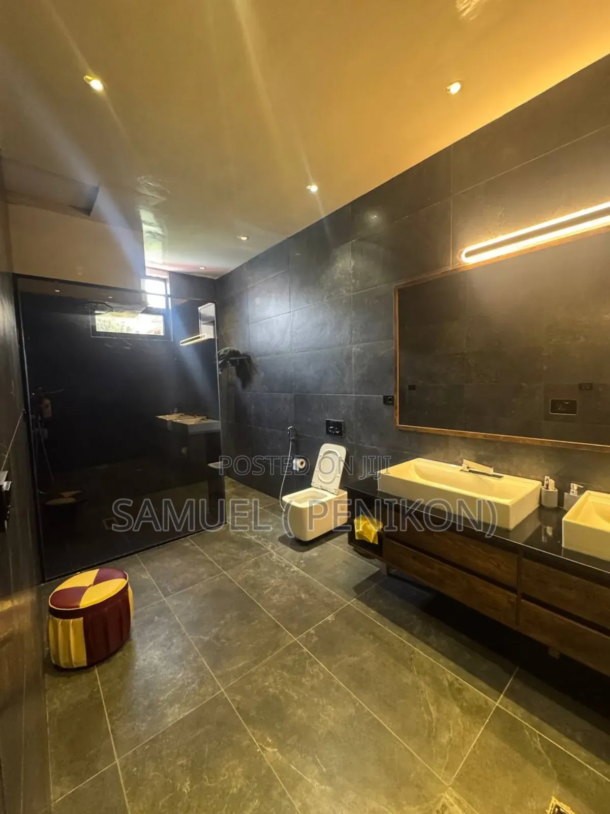 Furnished 5bdrm Penthouse in Luxury Apartment, Yeka for sale