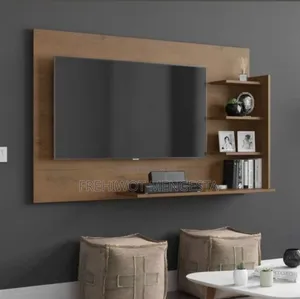 ውብ እና ተመራጭ Tv Stands
