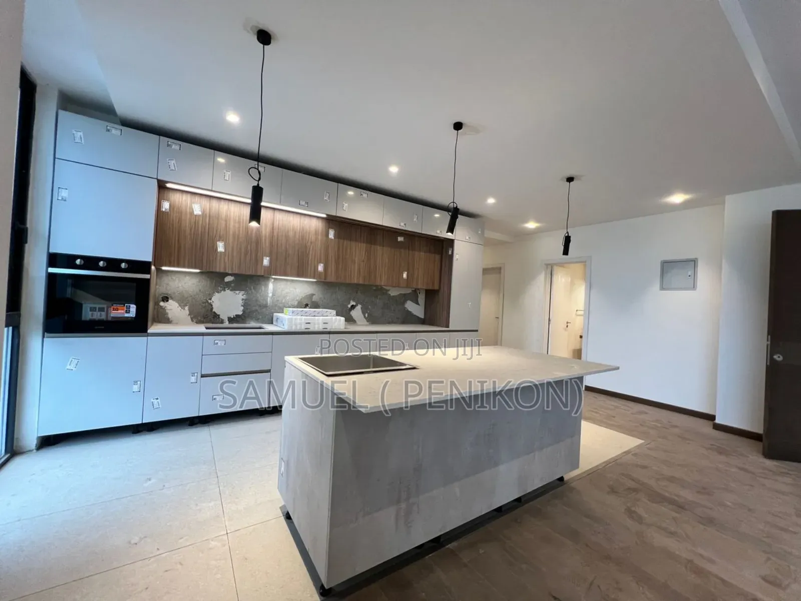 3bdrm Apartment in Luxury Apartment, Bole for sale