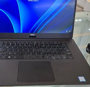 Photo - New Laptop Dell Precision 5540 16GB Intel Core I5 SSD 256GB