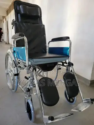 Photo - Commode Wheelchair甽*Wheelchair፨𦬅wheelchair||Healthshine Wheelchair