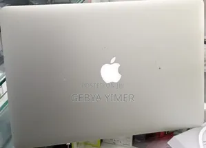 New Laptop Apple MacBook Pro 2015 16GB Intel Core I7 SSD 256GB