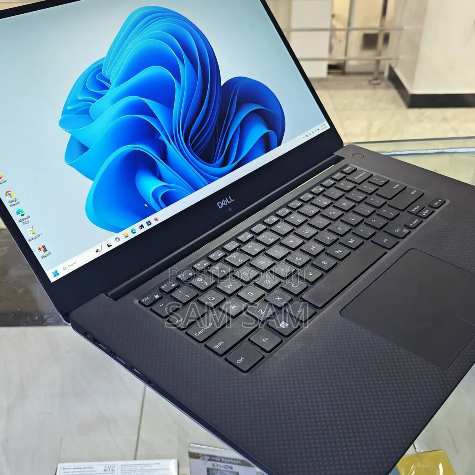 New Laptop Dell Precision 5530 32GB Intel Core I7 SSD 1T