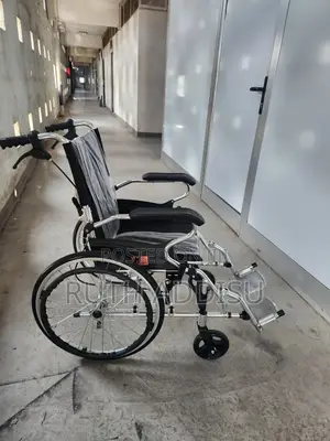 Photo - Wheelchair丸的wheelchair畸變wheelchair揹起wheelchair痛苦wheelchair挑戰wheelchair