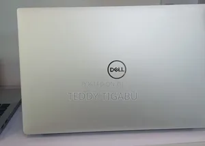 New Laptop Dell Precision 5540 24GB Intel Core I7 SSD 1T