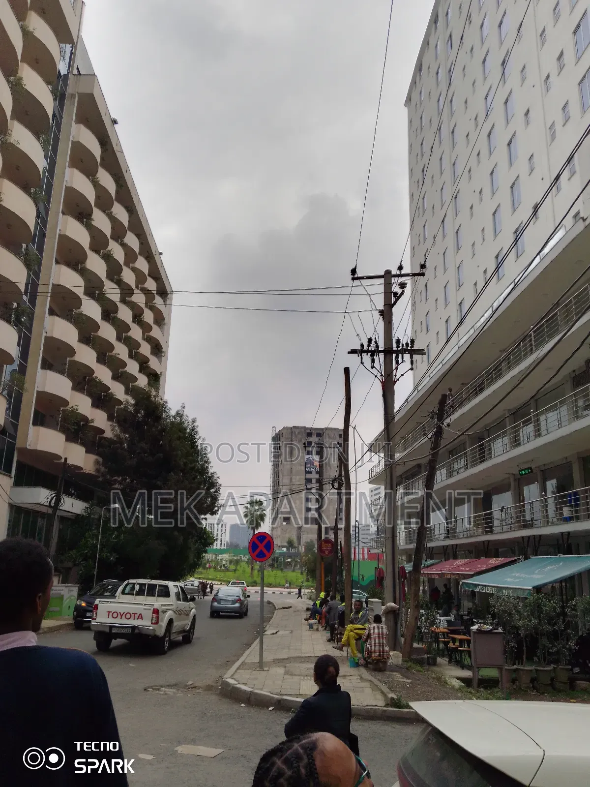 3bdrm Duplex in Cmc ሚካኤል Duplex, Kolfe Keranio for sale