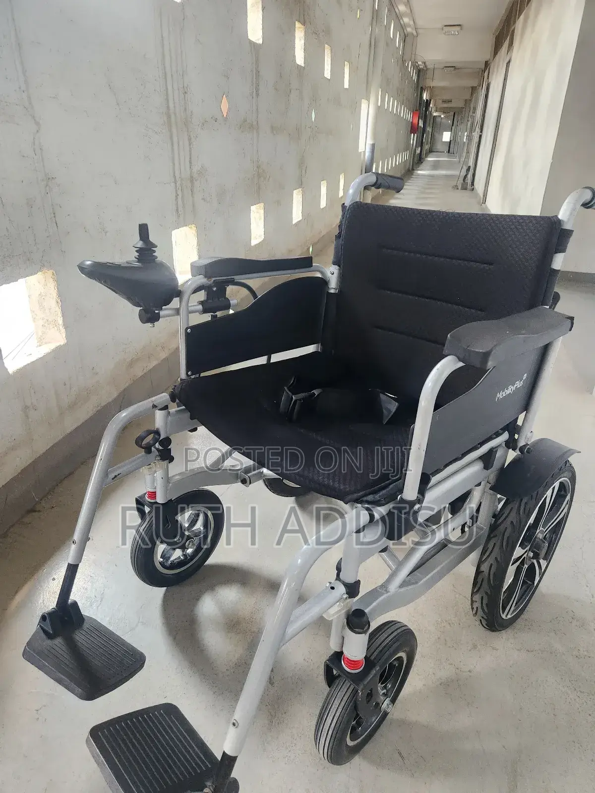 Usa Wheelchair輕微electrical Wheelchair轟隆wheelchair煞星wheelchair Electric