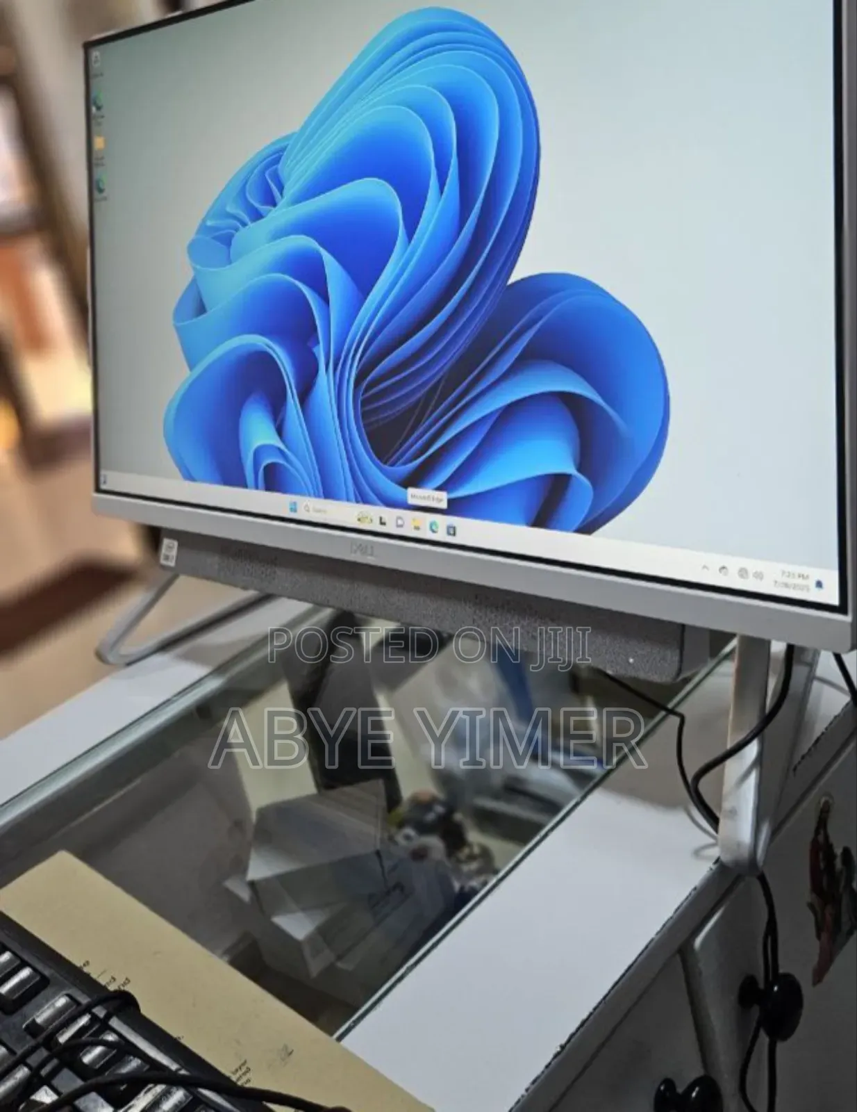 New Dell Inspiron 27 All-in-One 12GB Intel Core I7 SSD 512GB