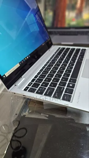 New Laptop HP Spectre X360 8GB Intel Core I7 SSD 512GB