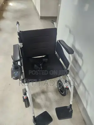 Wheelchair老師electrical Wheelchair寄出wheelchair轟炸electrical Wheelchair