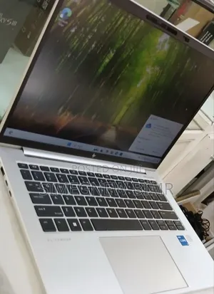 Photo - New Laptop HP EliteBook 840 16GB Intel Core i5 SSD 1T