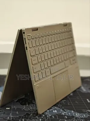 New Laptop HP Envy X360 8GB Intel Core I7 SSD 1T