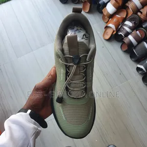 Breathable Fashion Sport Shoes [On Hand]