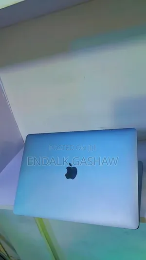 New Laptop Apple MacBook Air 2020 M1 8GB Apple M1 SSD 256GB