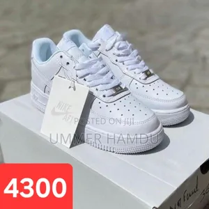 Photo - Nike Air White