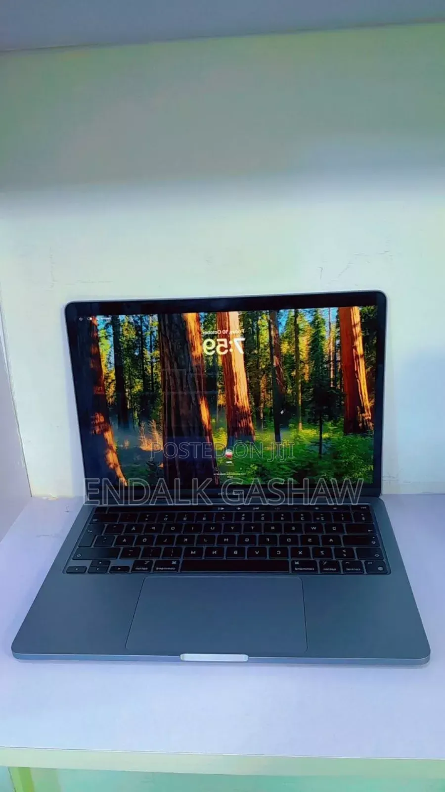 New Laptop Apple MacBook Pro M1 8GB Apple M1 SSD 512GB