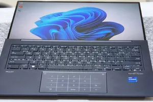 New Laptop Asus Zenbook Duo 14 16GB Intel Core I7 SSD 512GB