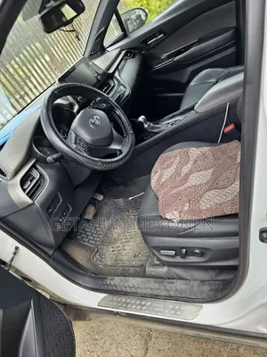 Toyota C-HR 2022 White