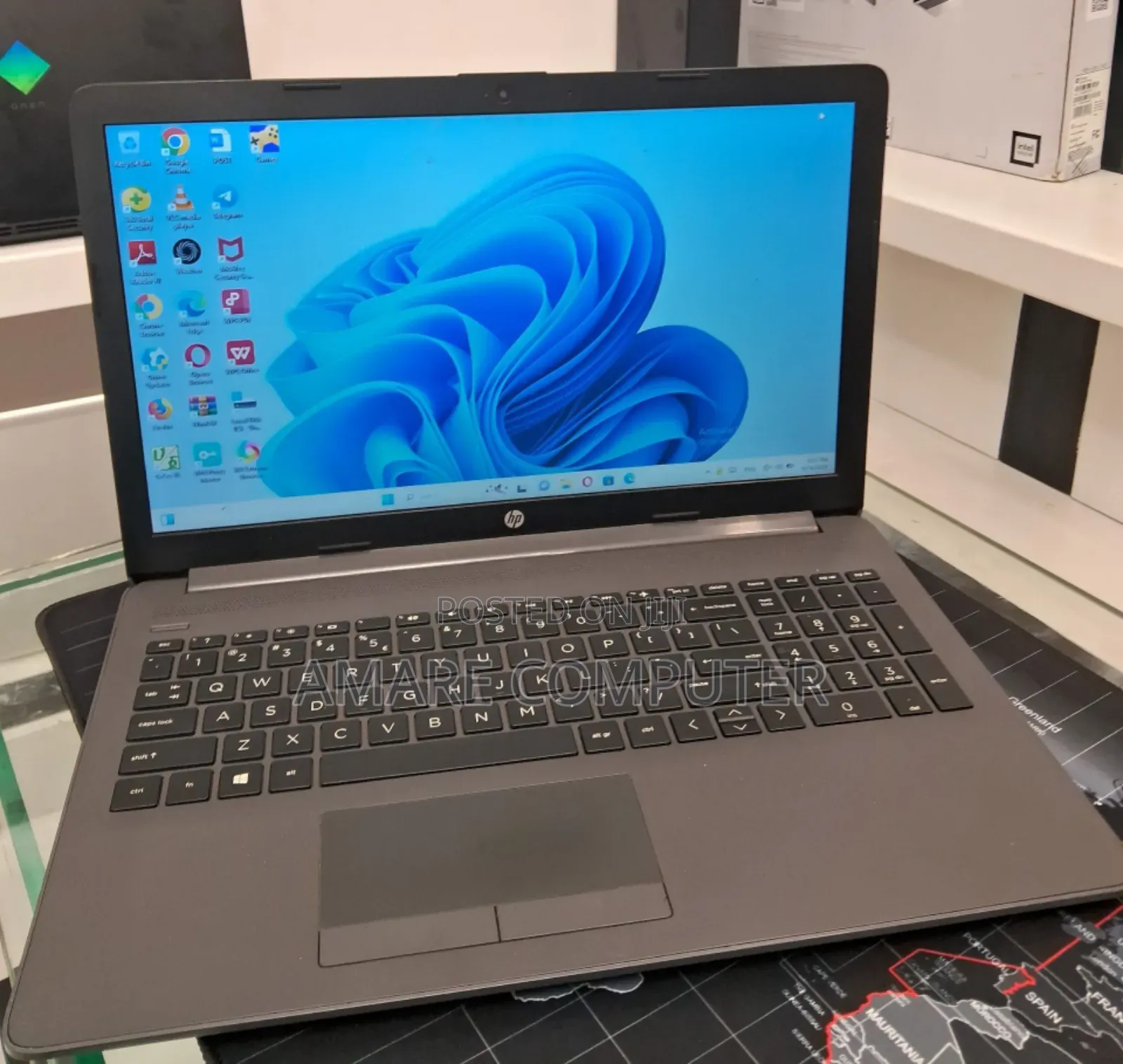 New Laptop HP Stream Notebook 16GB Intel Core I7 SSD 512GB