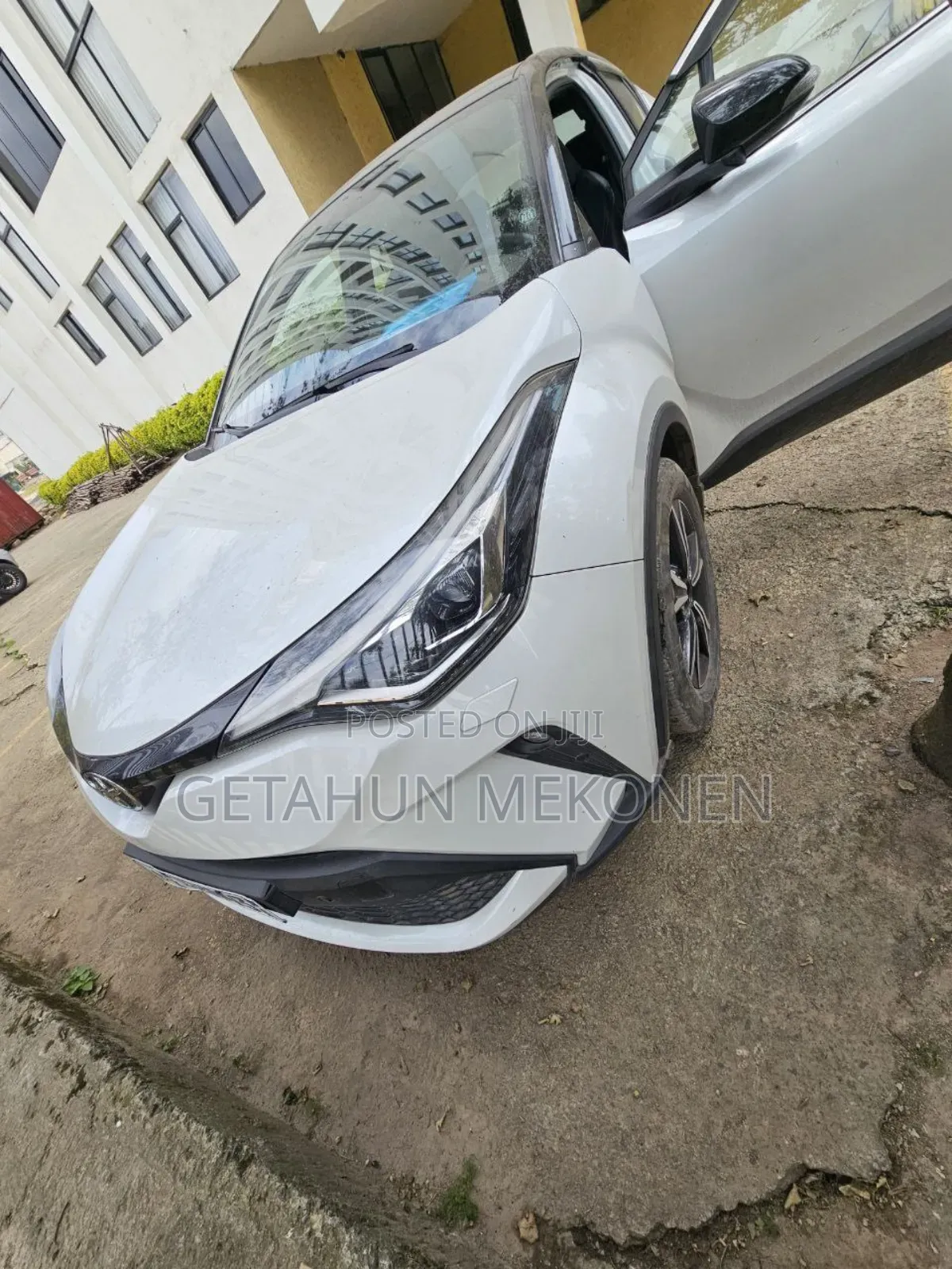 Toyota C-HR 2022 White