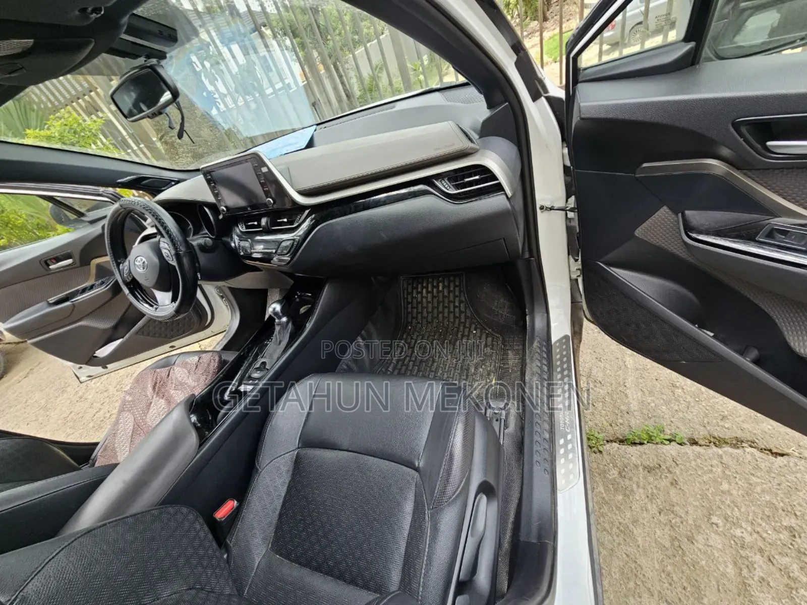 Toyota C-HR 2022 White