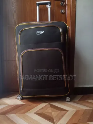 Photo - Luggage Bag