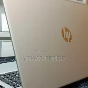 New Laptop HP 8GB AMD Ryzen 5 SSD 512GB