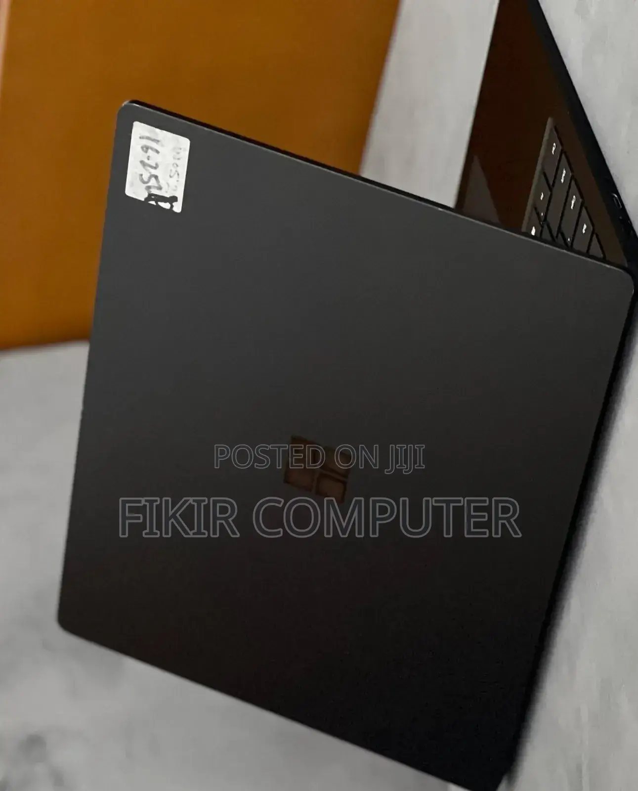 New Laptop Microsoft Surface 16GB Intel Core I7 SSD 512GB
